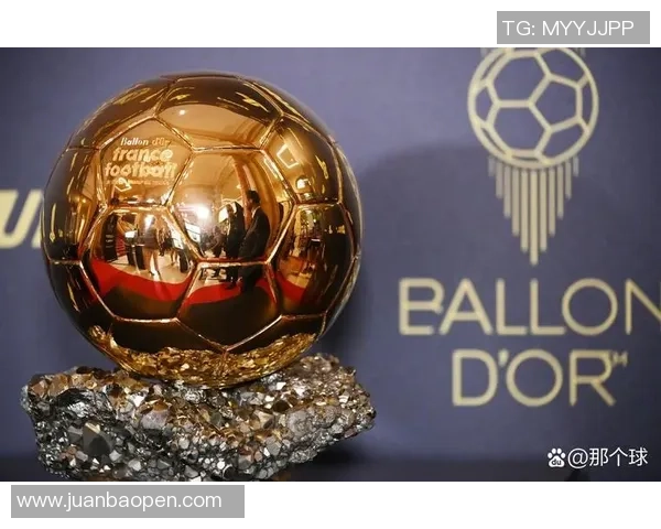 人民足球颁奖盛典揭晓年度最佳球员与球队荣耀时刻