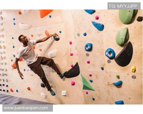 杭州飞盘队在世界攀岩锦标赛中以53分稳居积分榜首位